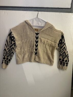POL Beige Cropped Hooded Sweater with Black Patterned Sleeves